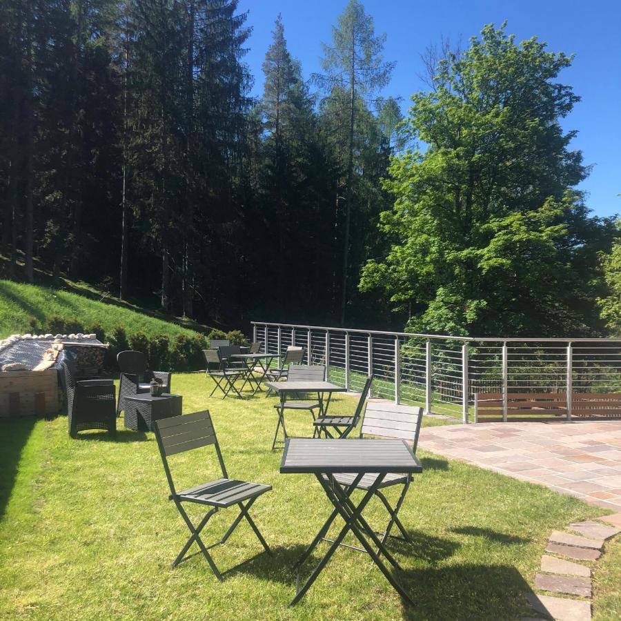 B&B Le Stagioni Di Stava Tesero Exteriör bild
